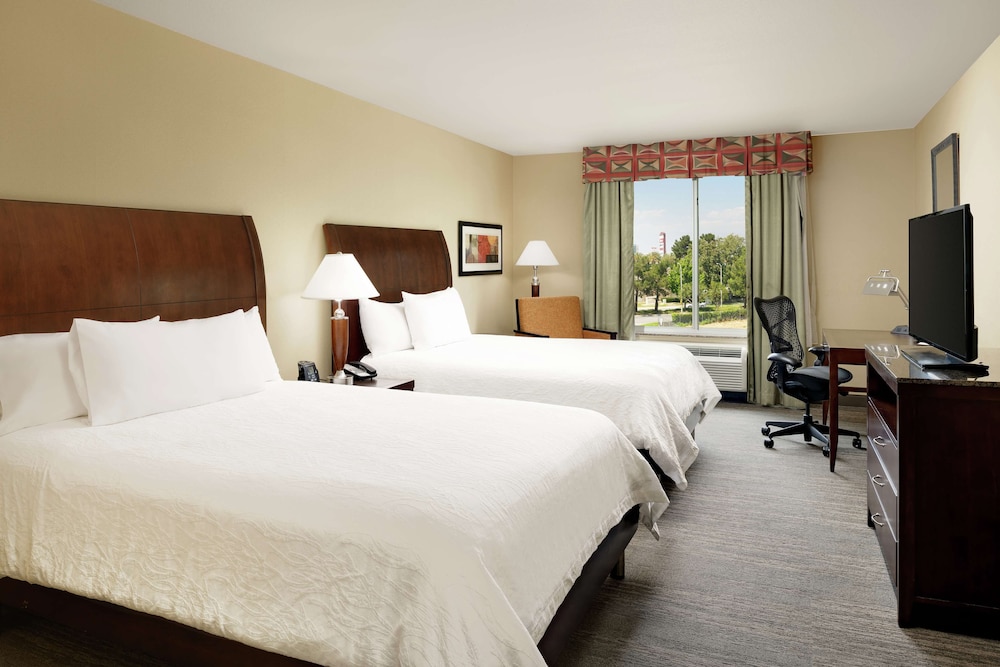 Room, 2 Queen Beds, Accessible - Photo 5