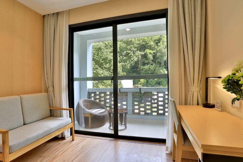 Superior Twin Room With Balcony photo 3