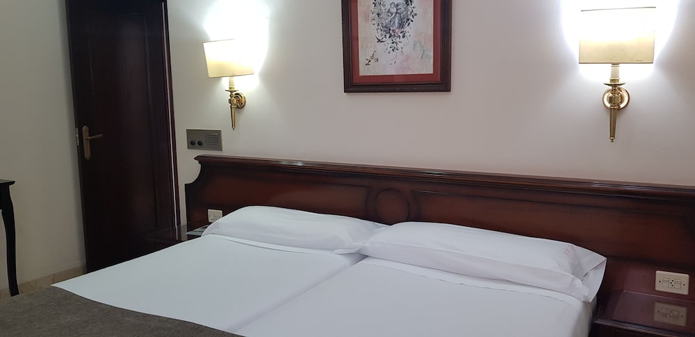 Junior Suite - Photo 18