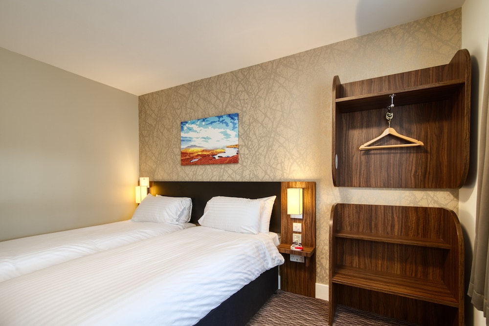 Twin Room - Photo 15