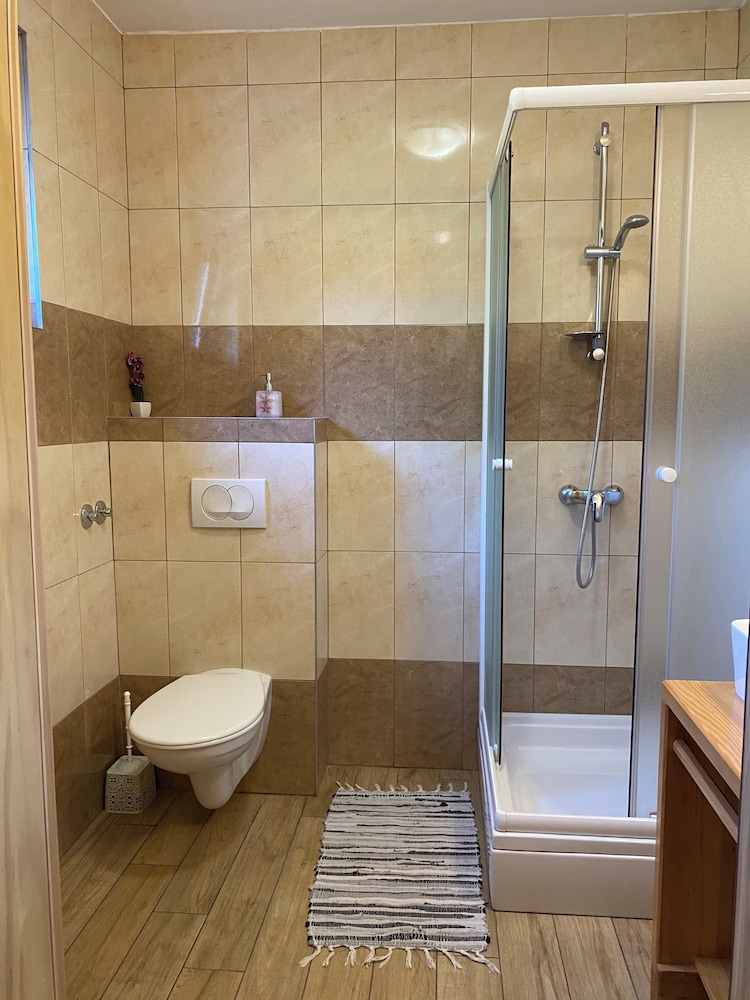 Deluxe Double Room - Photo 24