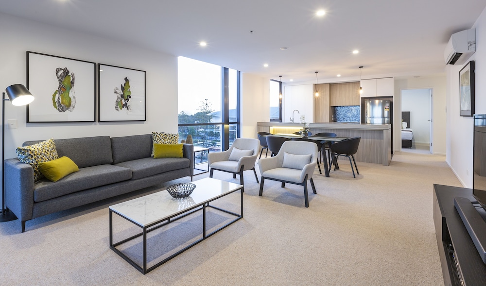 2 Bedroom Standard photo 2