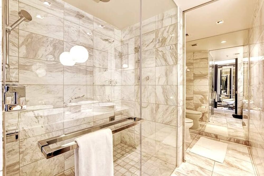 Panoramic Strip Views Open Balcony Free Parking High Floor Sleeps 4, Φωτογραφία 10
