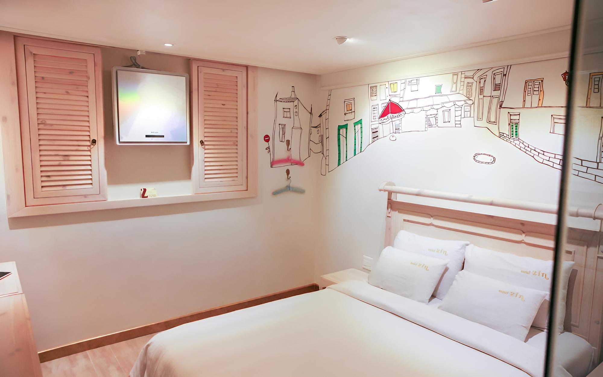 Room (Standard walk-in special (no parking ) - Photo 3