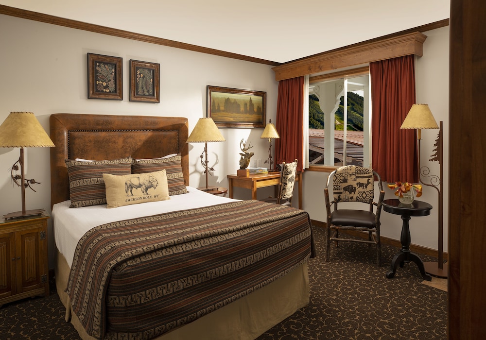 Superior Room, 1 Queen Bed