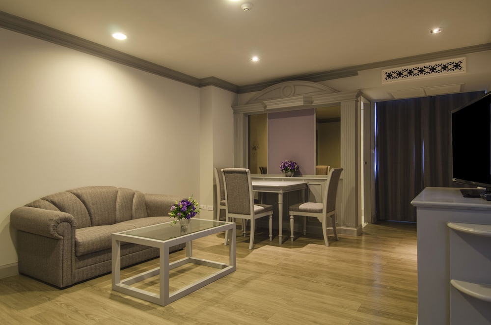 Bed room Suite photo 1