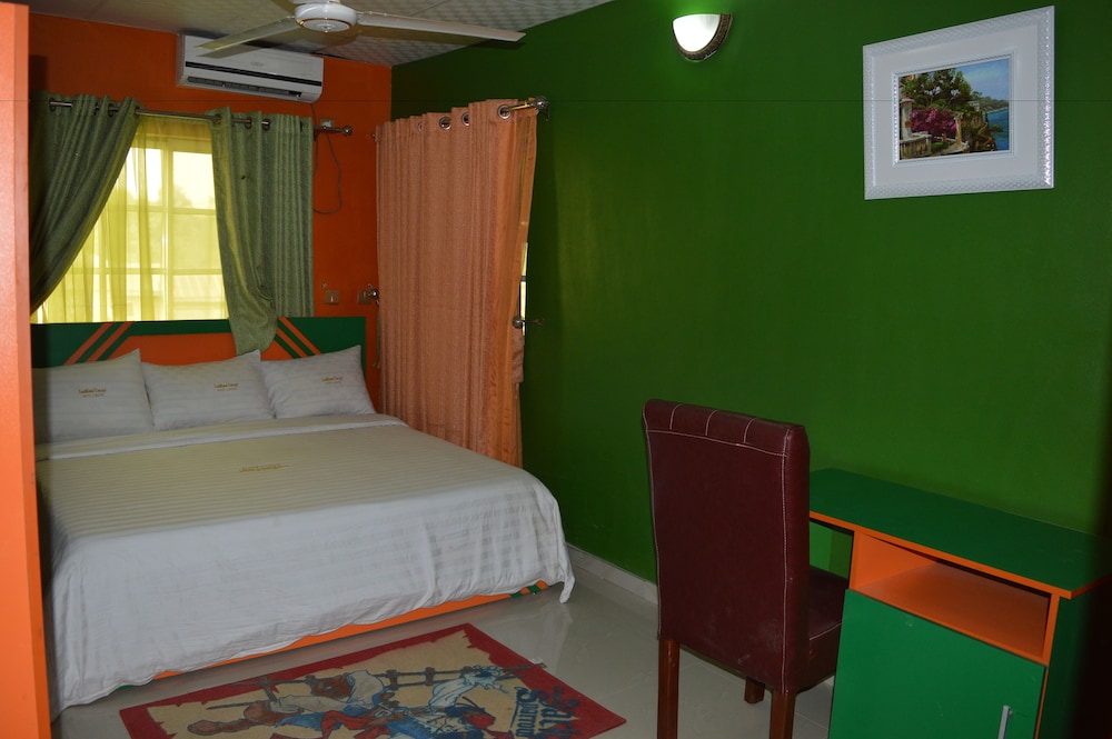 Royal Room photo 3
