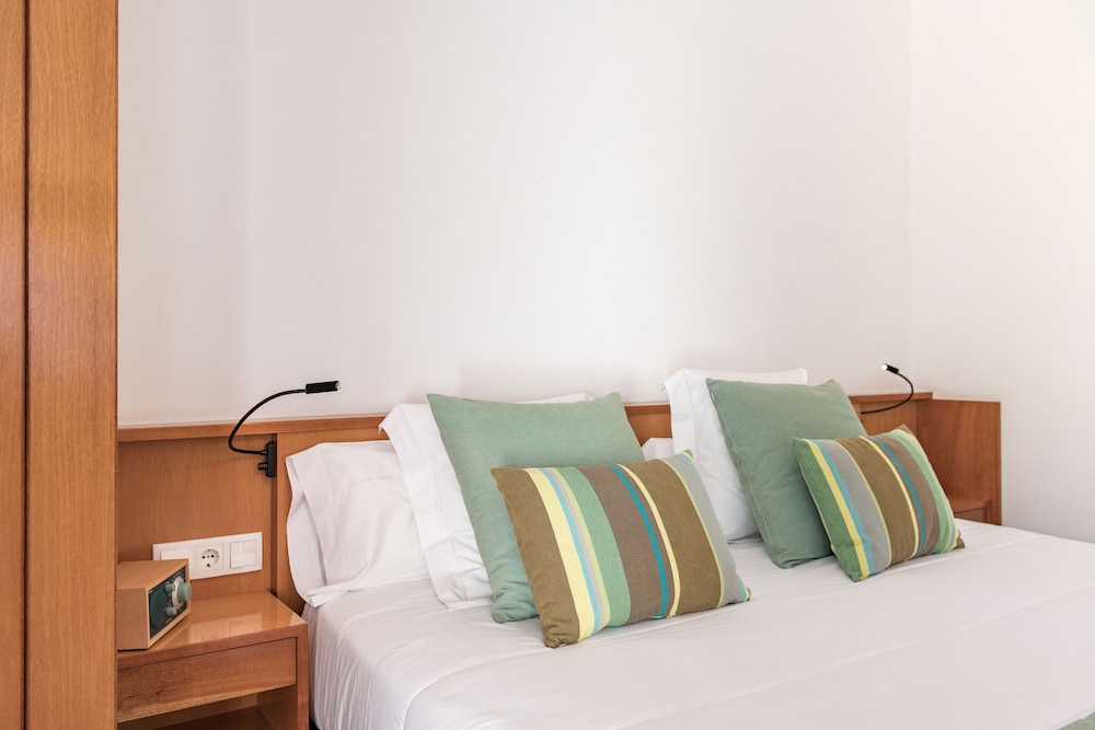 Double Room Single Use, Sea View - Photo 4