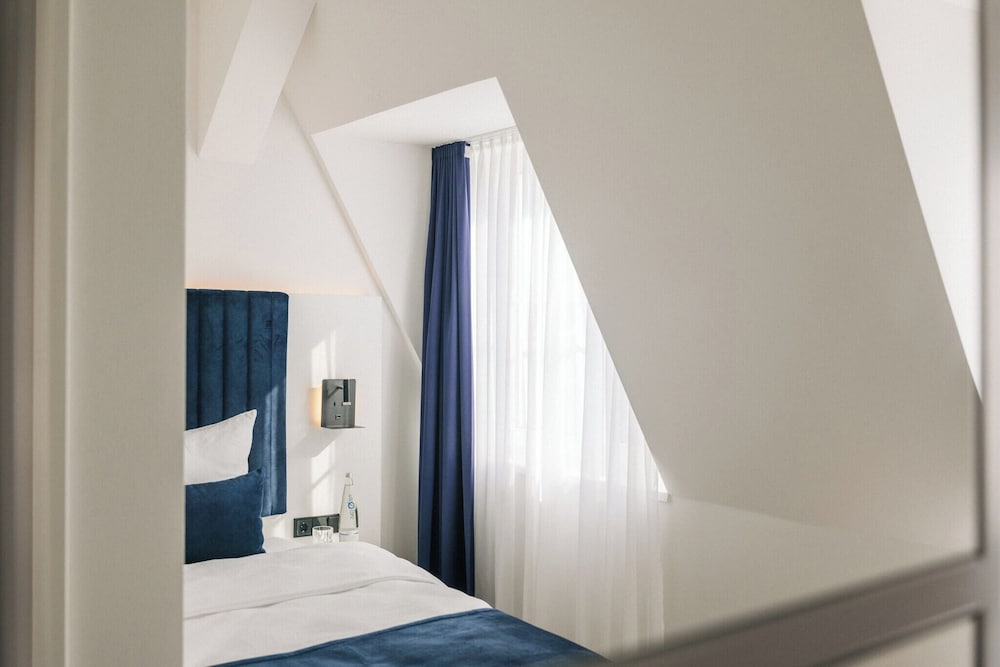 Deluxe Twin Room photo 2