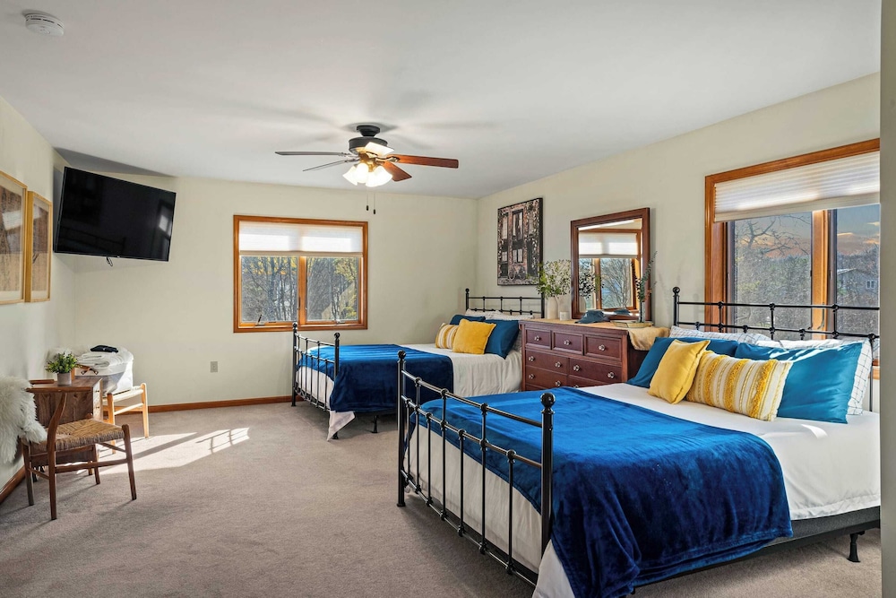 House (4 Bedrooms) photo 3
