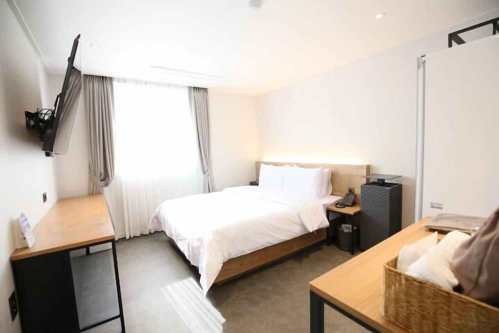 Deluxe Double Room, City View photo 1