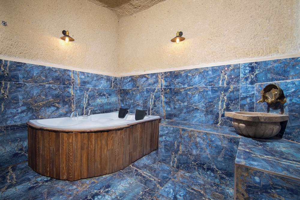 Deluxe Arch Suite - 102 photo 2