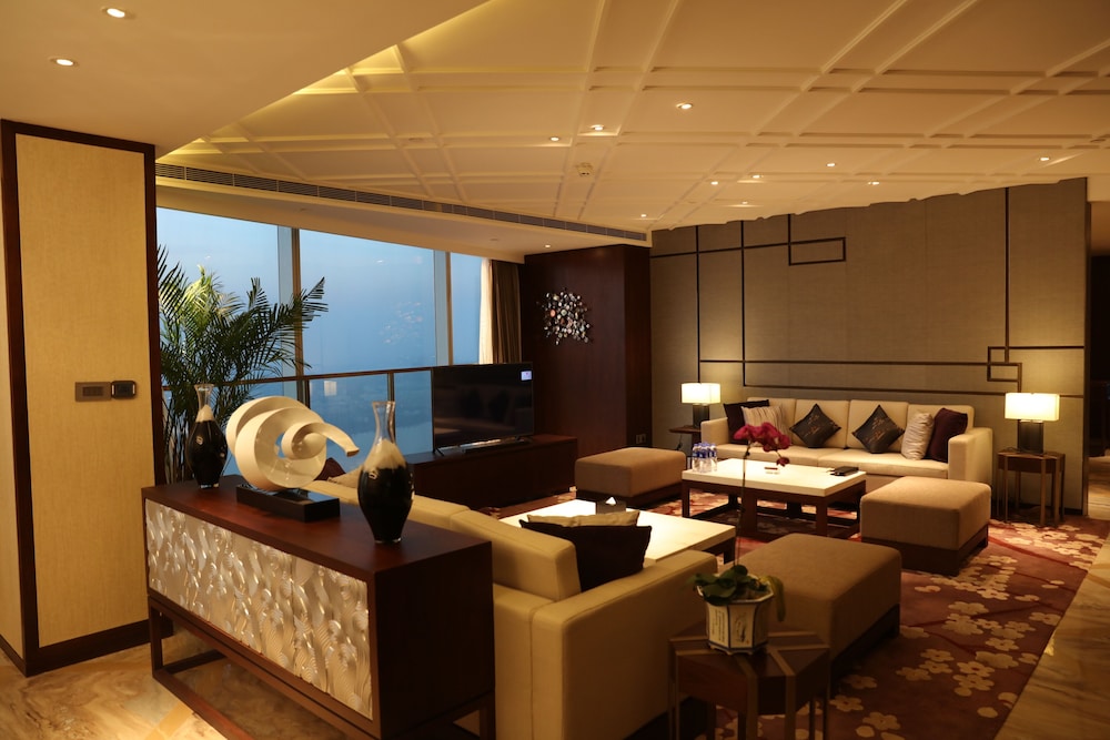 Presidential Suite, Multiple Beds photo 3