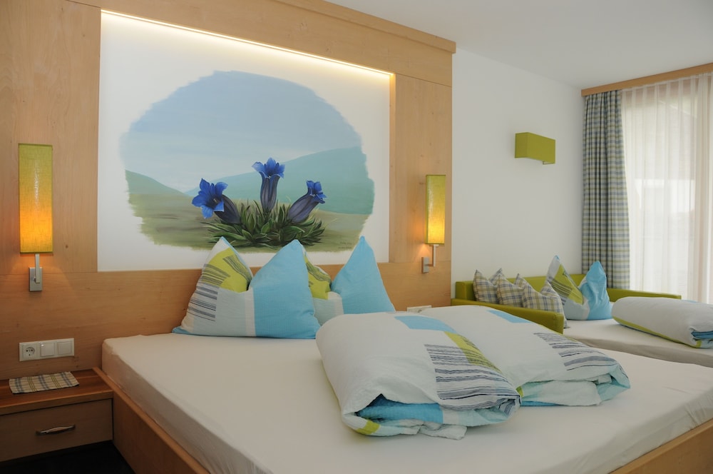 Double Room, Mountain View photo 2