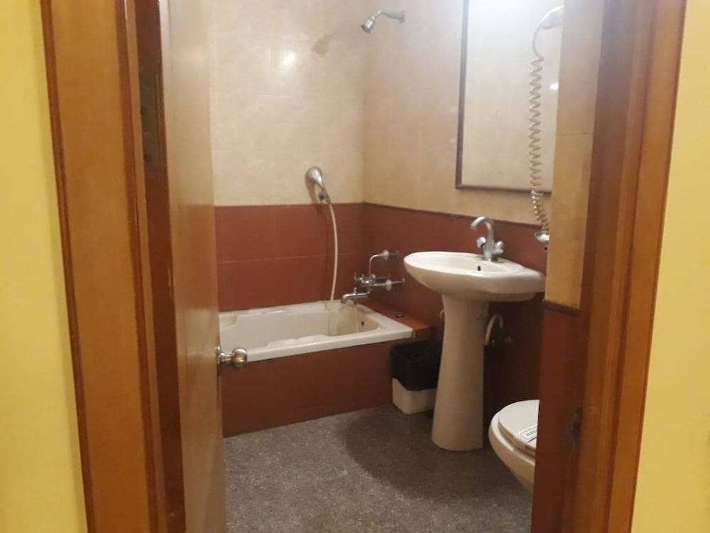 Deluxe Double Room, 1 Double Bed, Accessible photo 2