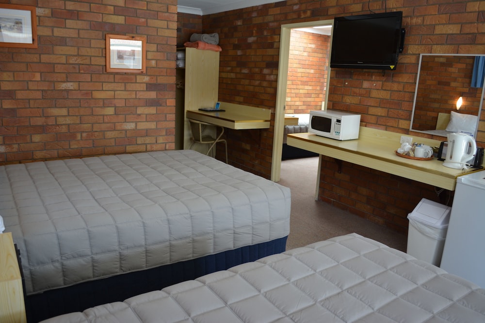 Family Suite, 2 Bedrooms, Non Smoking photo 2