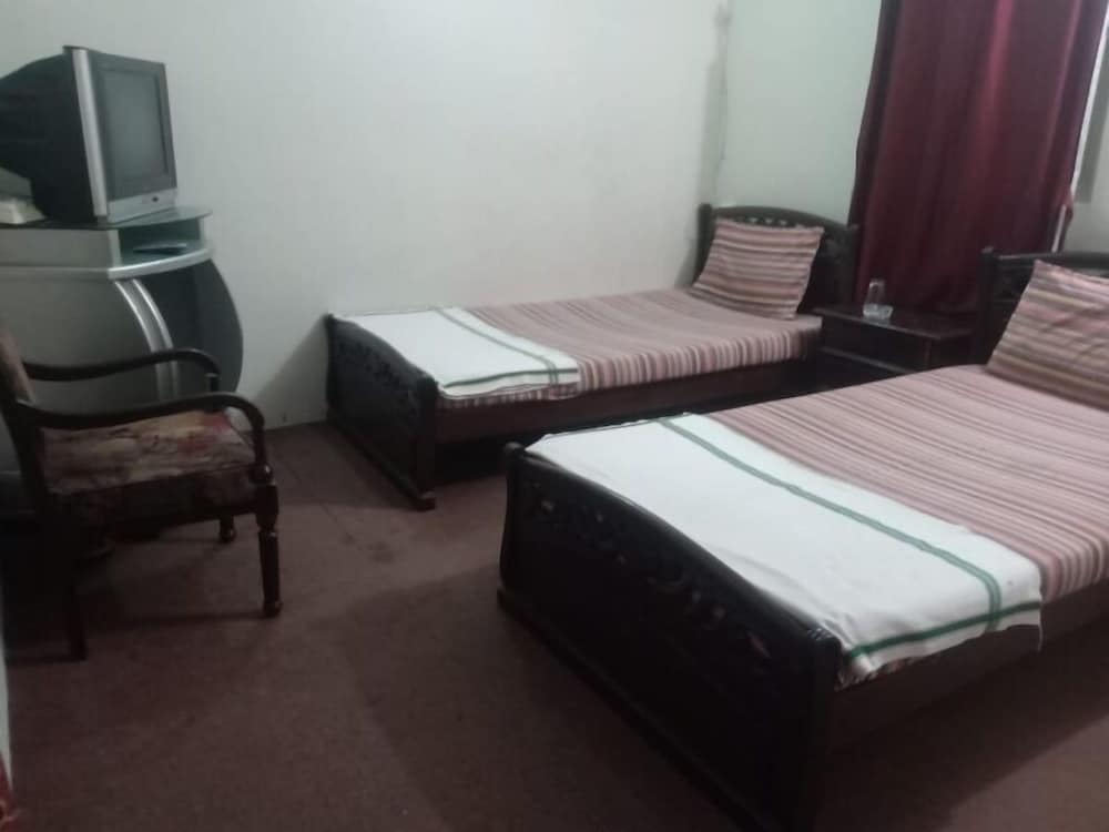 Standard Double or Twin Room photo 3