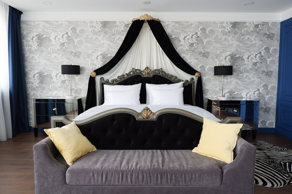 Royal Suite