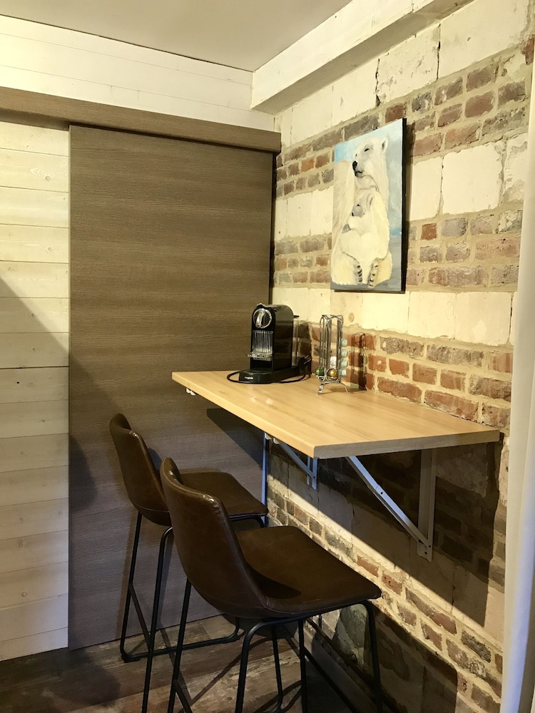 Double Room - Photo 5