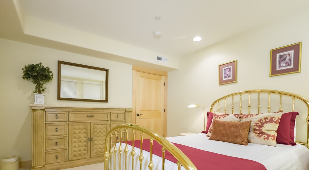 Condo, 1 Bedroom, Oceanfront photo 3
