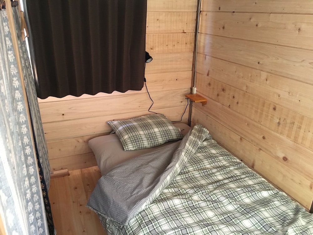 Shared Dormitory, Men only photo 2
