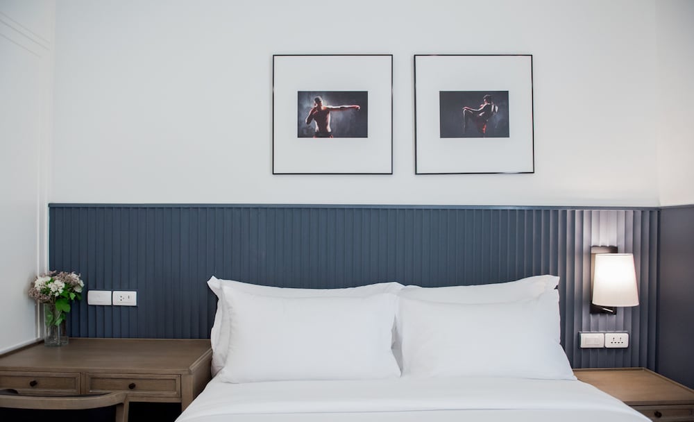 Standard Room, Pool View - Photo 11