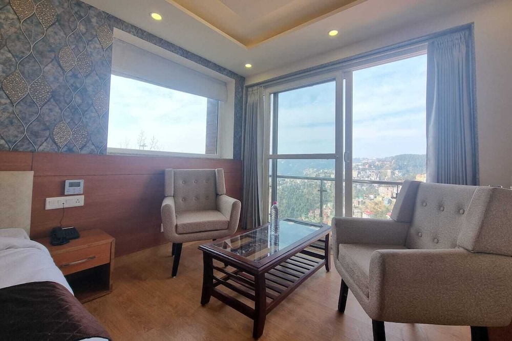 Premium Room - Photo 4