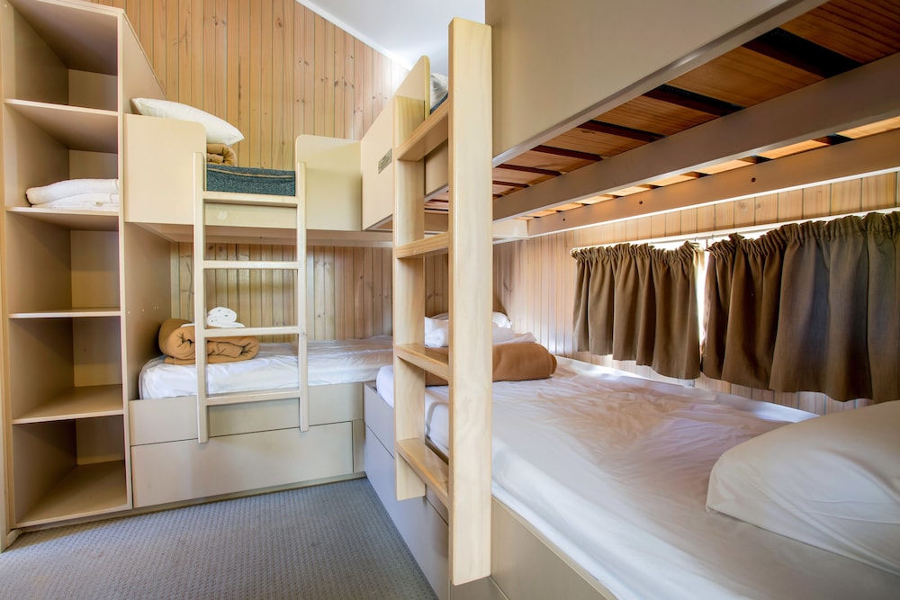 Oasis Cabin - 2 Bedrooms