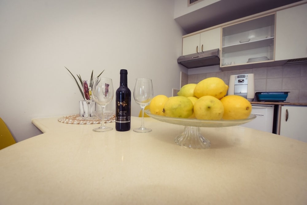 Studio sea view photo 2