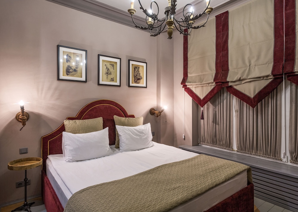Junior Suite, 1 Bedroom, Garden View photo 2