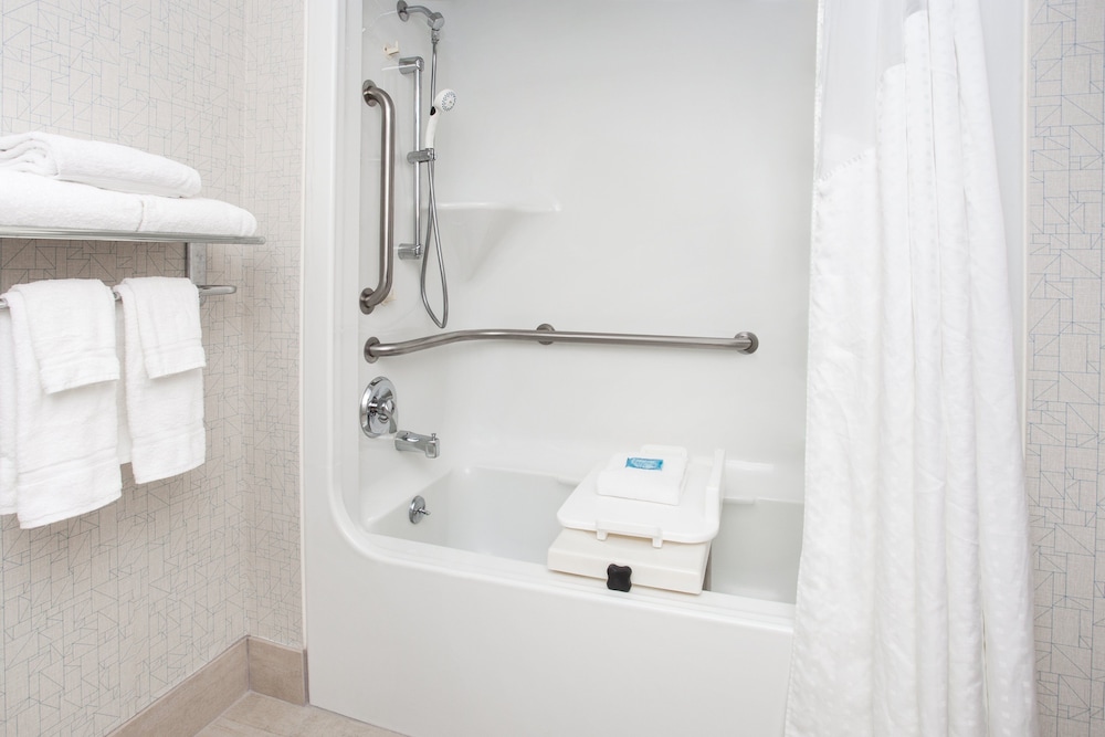 Suite, 1 King Bed with Sofa bed, Accessible (Communications) - Photo 3