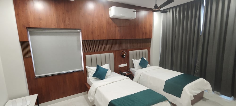 Superior Double or Twin Room, City View