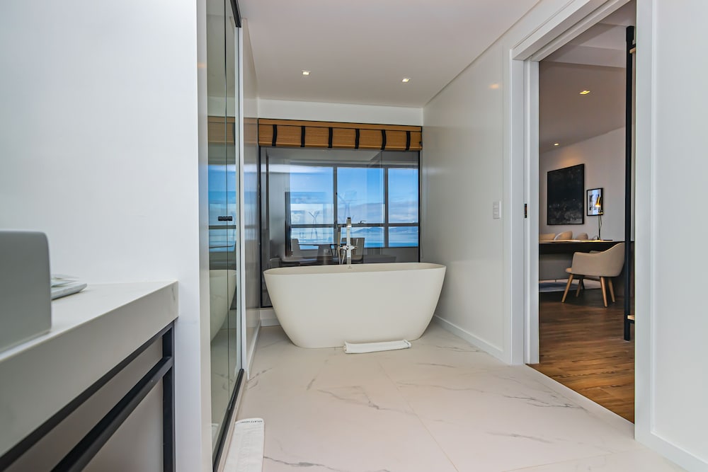 Presidential Suite, 1 King Bed, Sea View