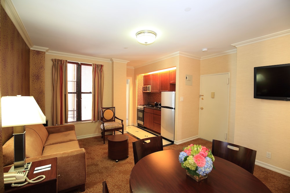 Apartment, 1 King Bed with Sofa bed, Kitchenette photo 1