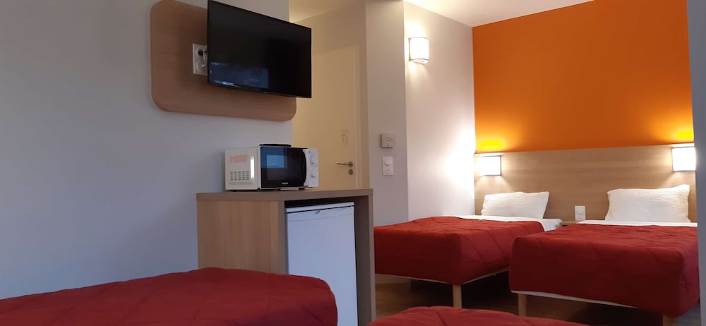 Room, Multiple Beds - Photo 1