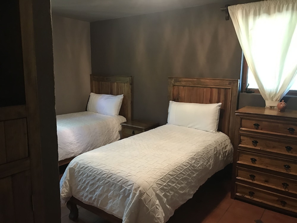 Premium Apartment, 2 Bedrooms, Kitchen, Courtyard Area photo 2