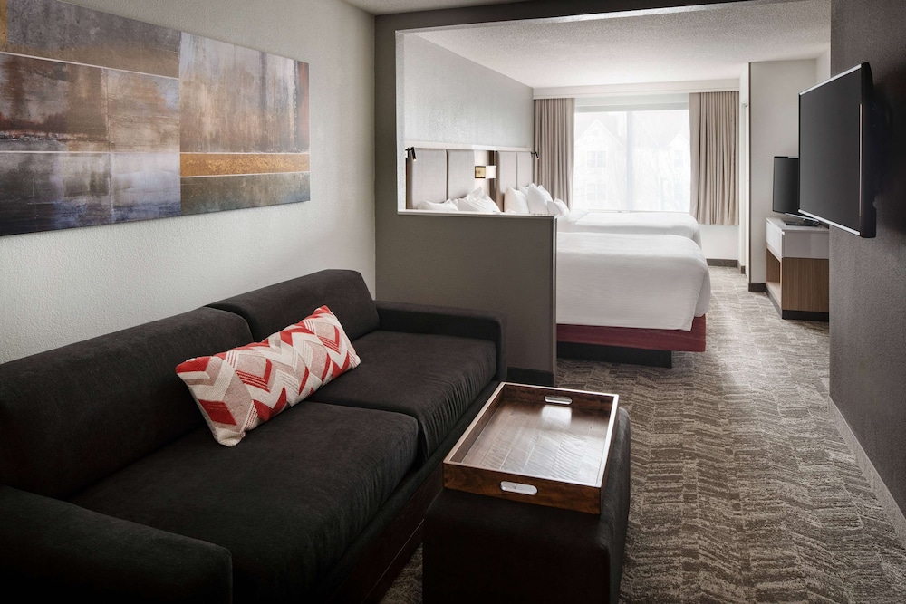 Suite, Multiple Beds photo 1