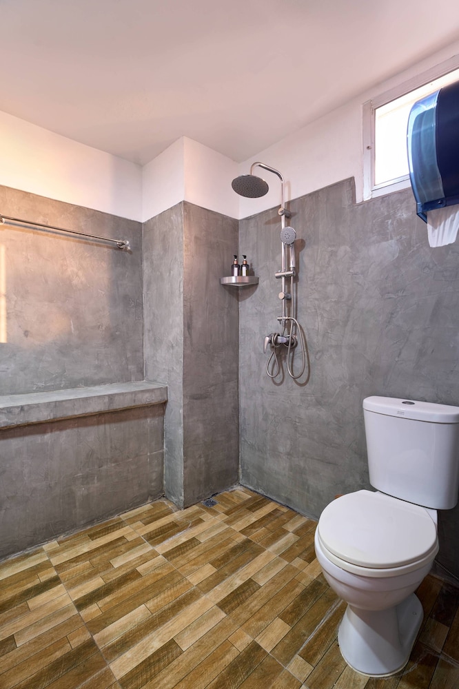 Budget Double Room - Photo 4