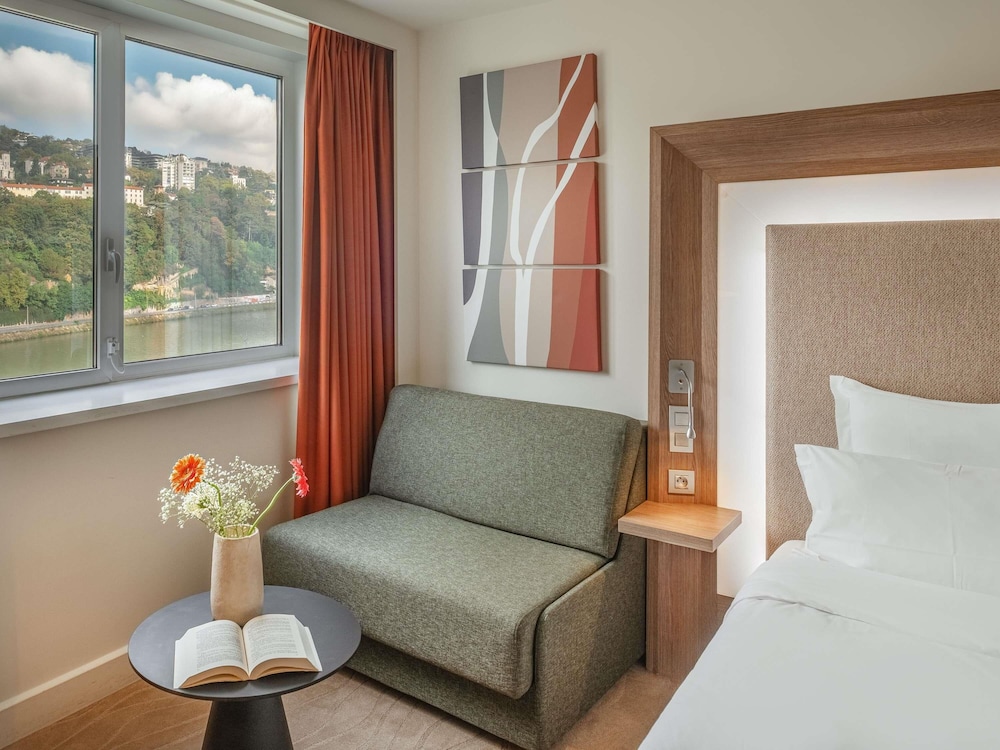 Executive Room, 1 Double Bed with Sofa bed, River View - Photo 7