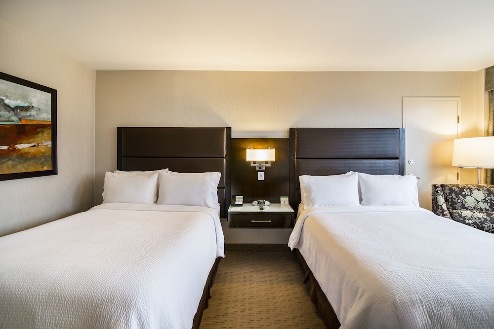 Standard Room, 2 Double Beds (High Floor) - Photo 2