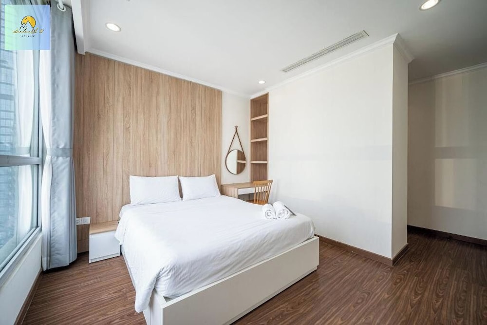 Premium Apartment, 1 Kingsize-Bett mit Schlafsofa, Balkon, Stadtblick