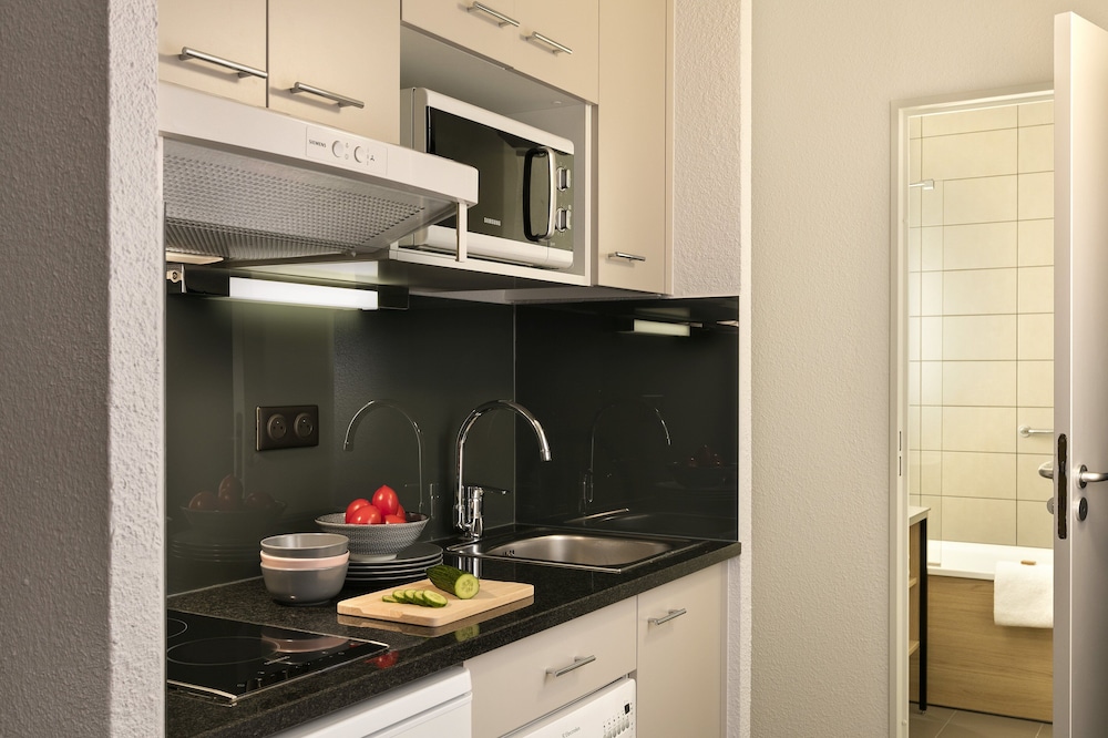 Apartment, 1 Bedroom thumbnail 5