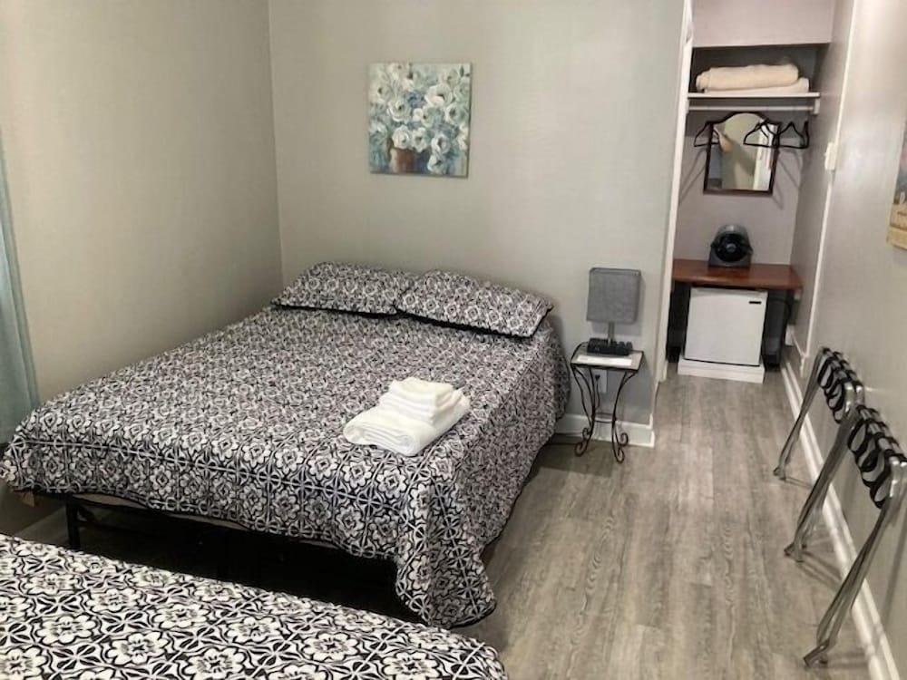 Quadruple Room, Private Bathroom (Room 1) photo 2