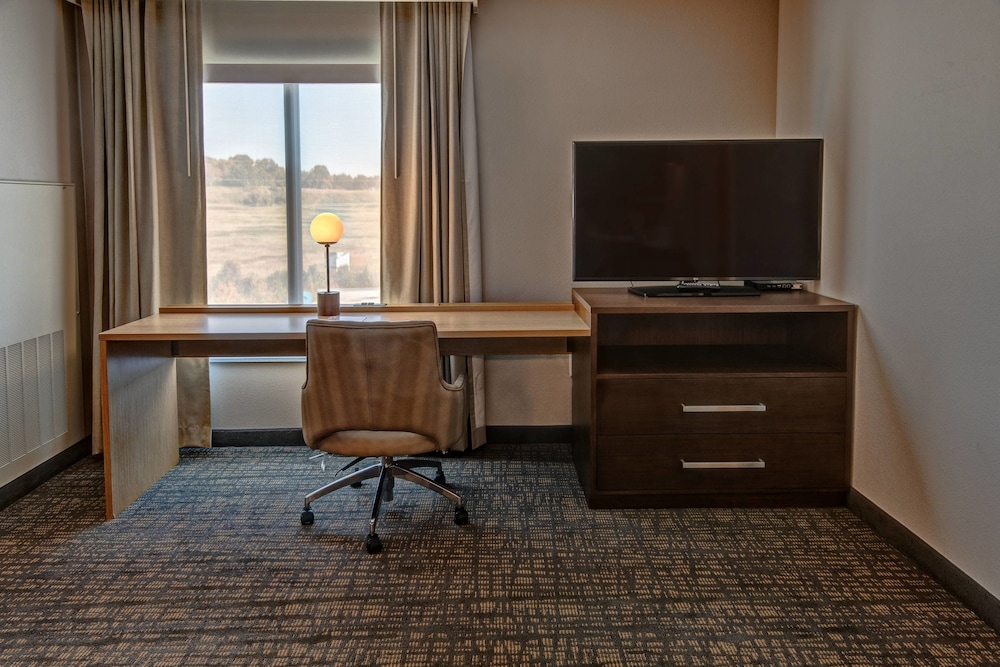 Suite, 1 Bedroom (Hearing Accessible) photo 2