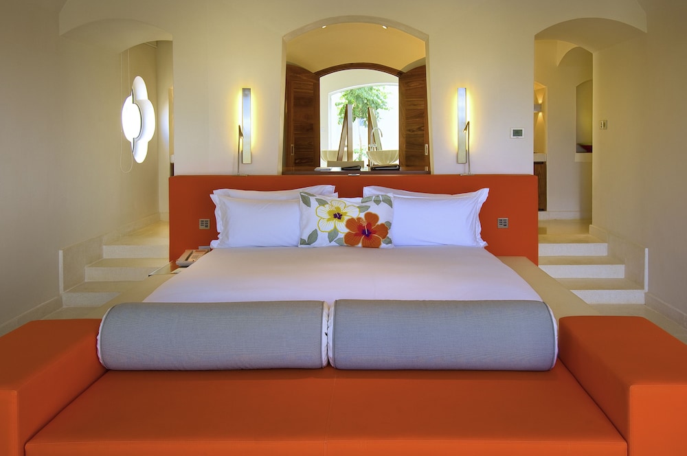 Family Villa, 1 King Bed, Private Pool, Beachfront (SO, Private Garden, Plunge pool) photo 2