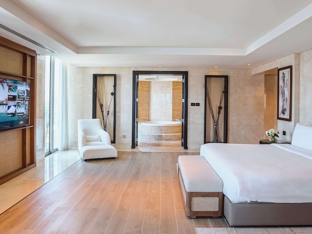 Suite, 2 Double Beds, Sea View (Panoramic)