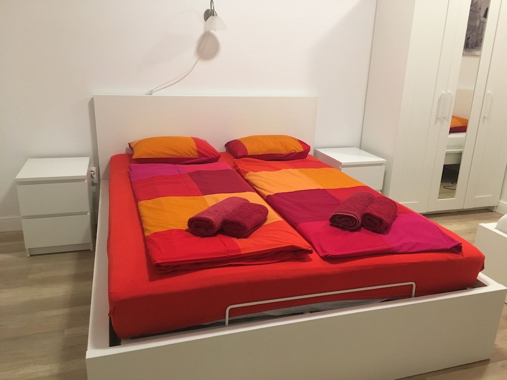 Deluxe Apartment, 3 Bedrooms, Pool Access