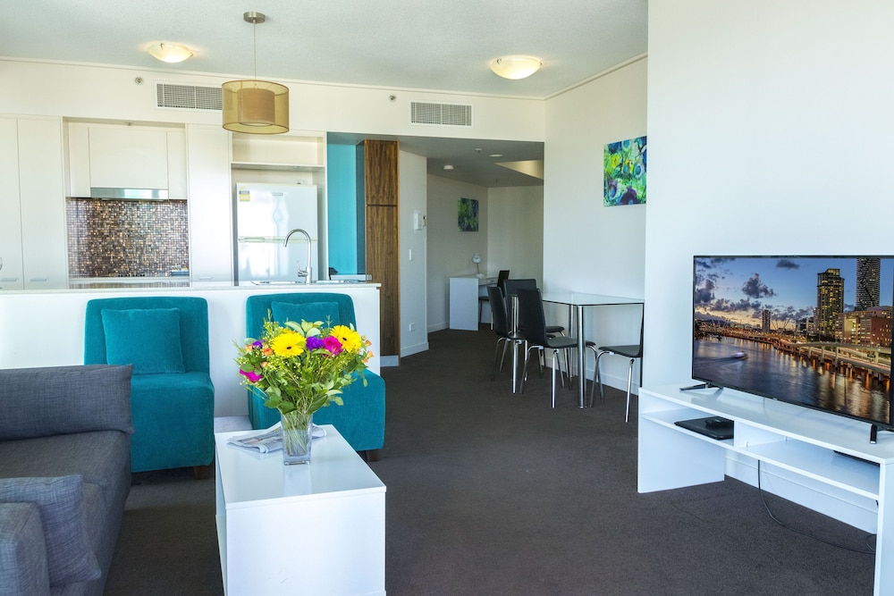 2 Bedroom Apartments - Healthy Sleep Package - Photo 9
