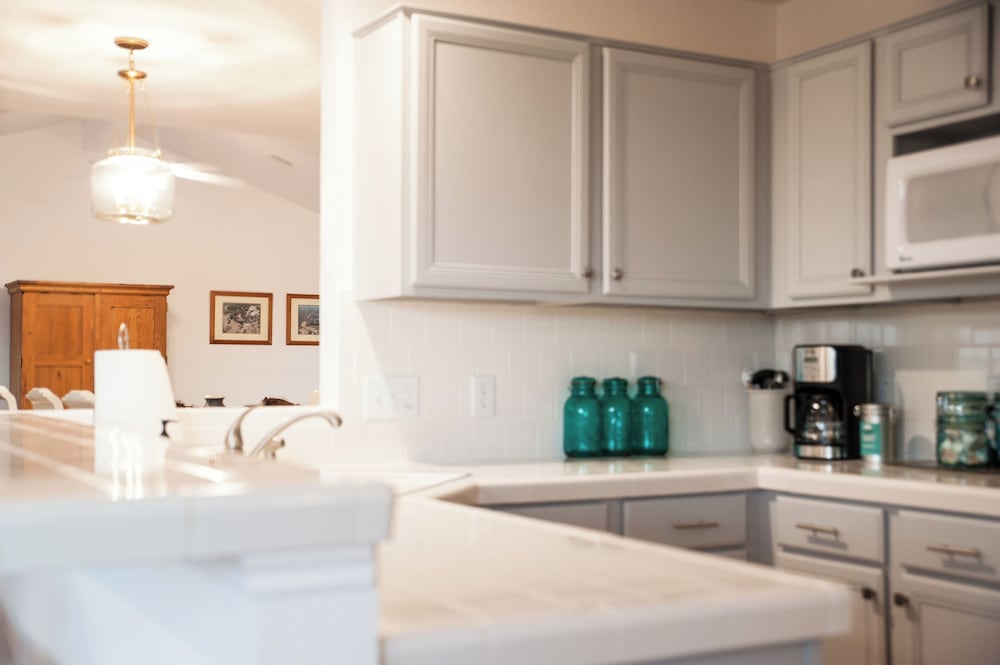 Family House, 3 Bedrooms, Kitchen, Valley View photo 3