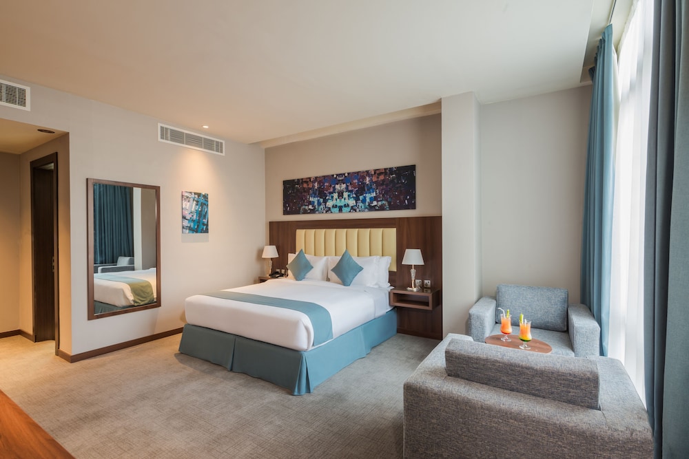 Deluxe Room, 1 King Bed